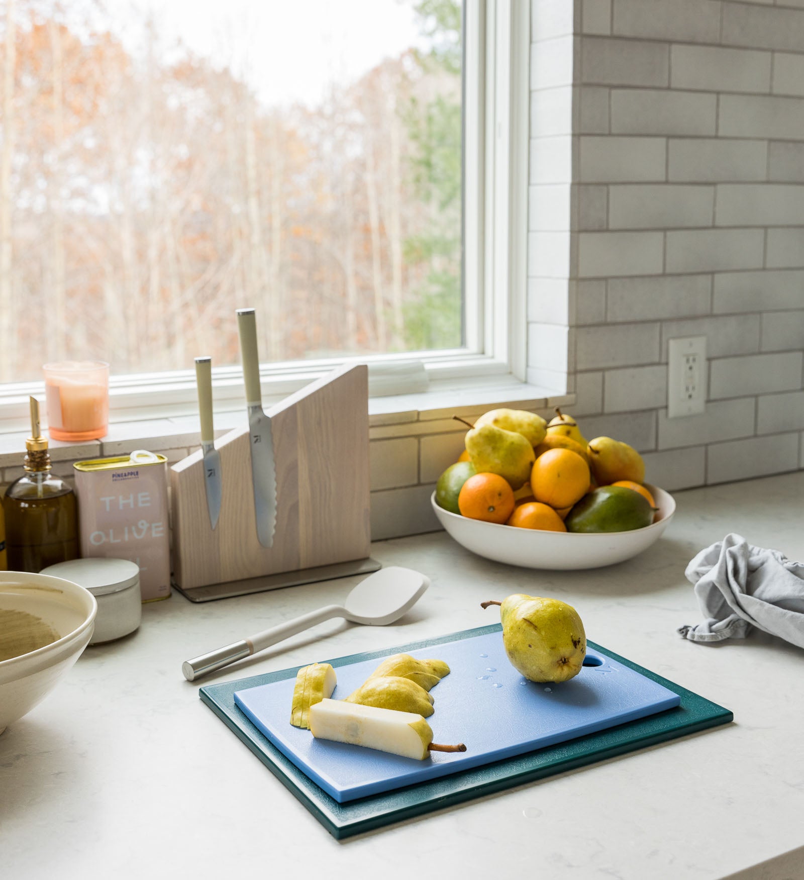 Lay your table for life.