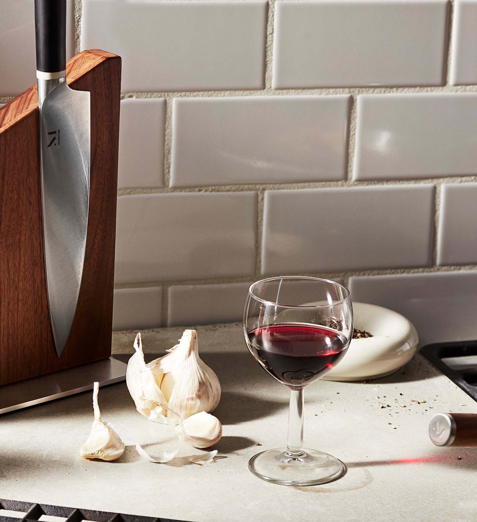 Lay your table for life.