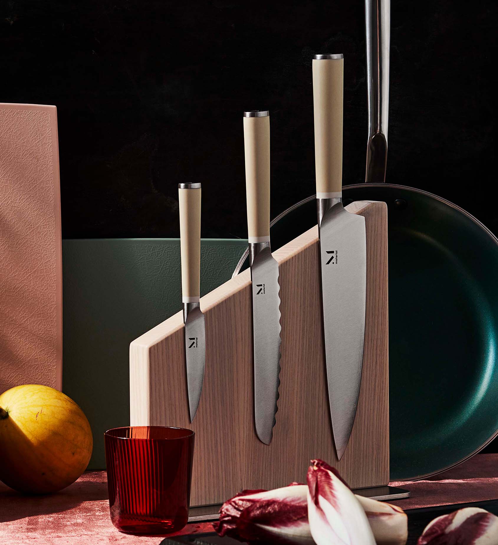 Lay your table for life.