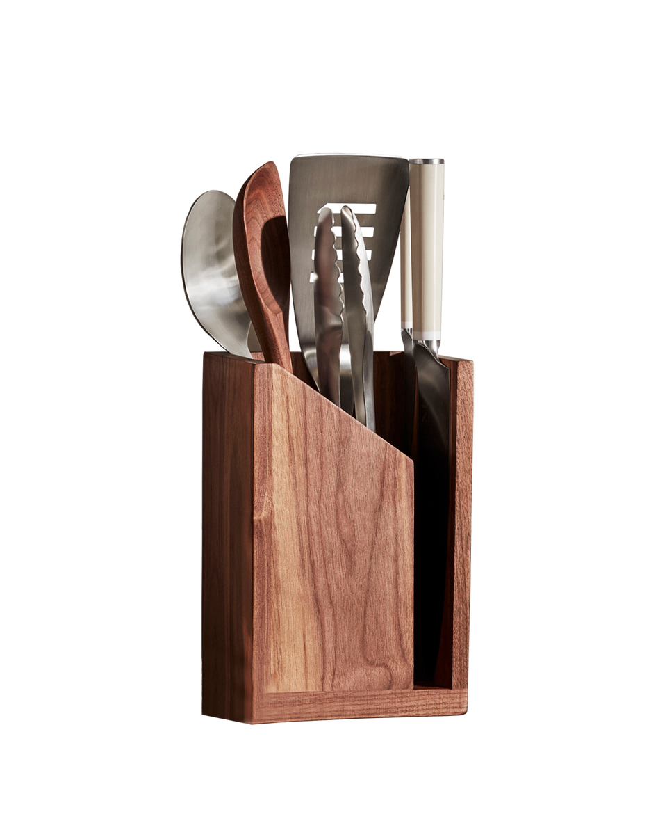 Material Kitchen Review - The Best Knives for an Organized Kitchen